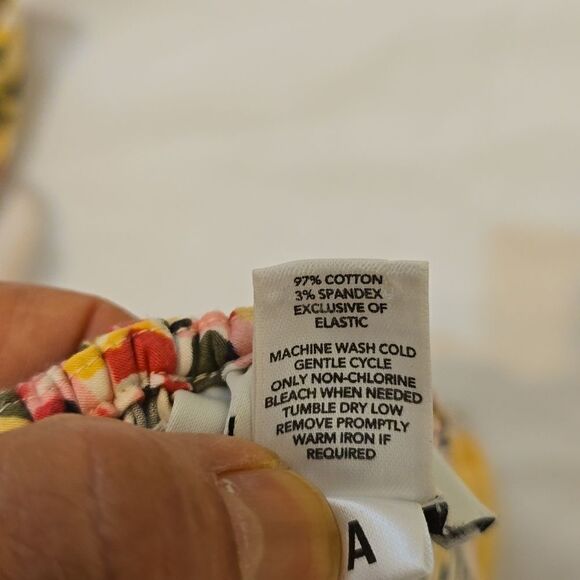 Women’s LOFT Floral Halter Top size 6 - Picture 9 of 9